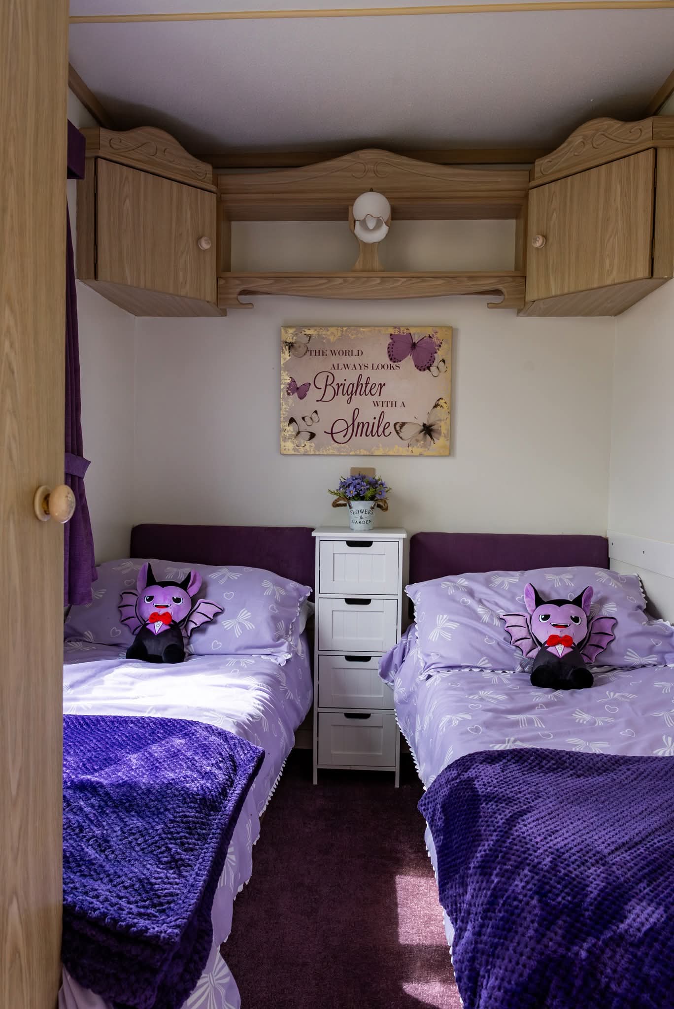 Sealands 151 twin room