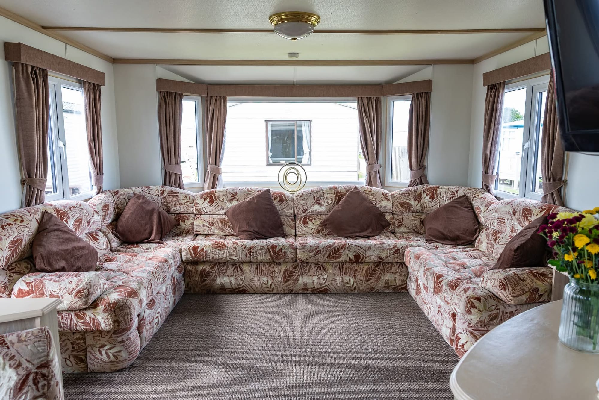 Sealands 151 seating