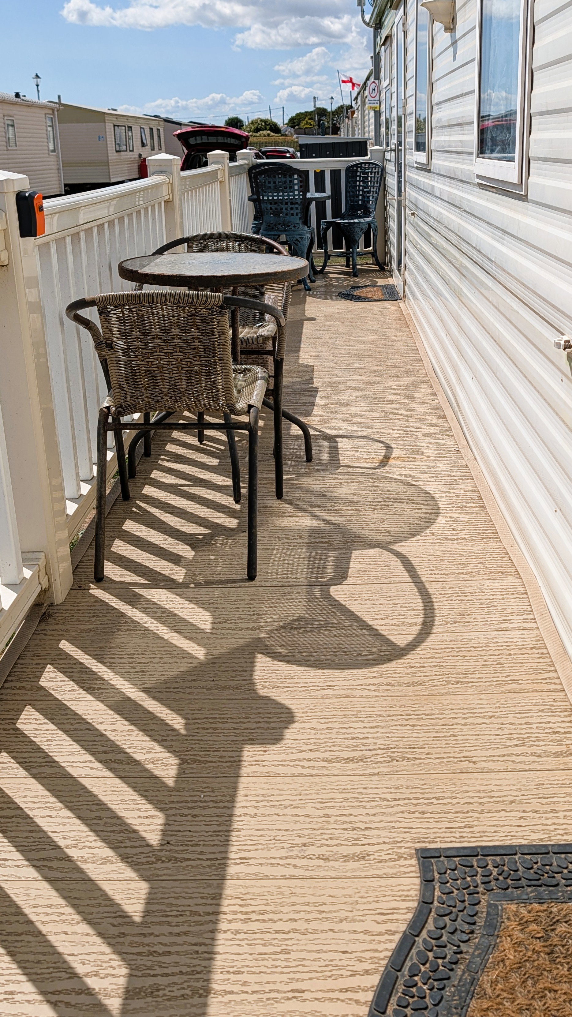 Seaview 87 veranda