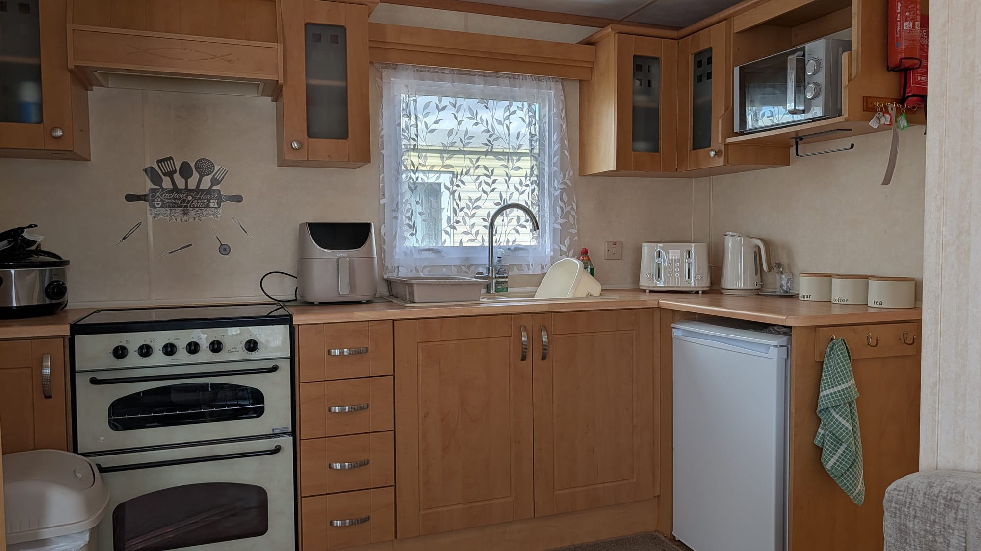 Seaview 87 kitchen