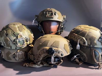 🎯 Pourquoi le casque High-Cut est devenu la référence ?