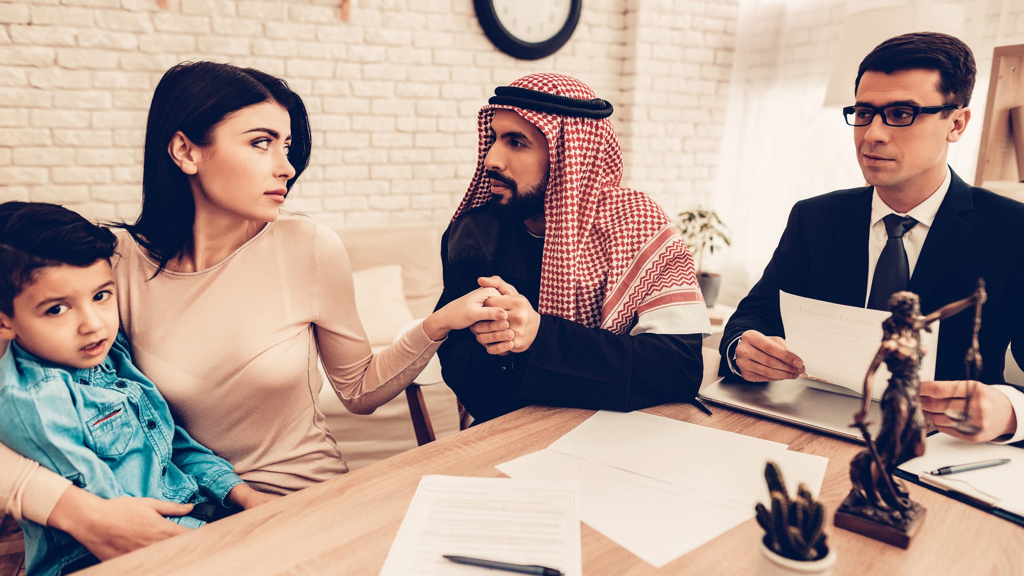 أهم 10 خطوات لرحلة الزواج المعلن عبر مكتب زواج من التعارف حتى عقد النكاح