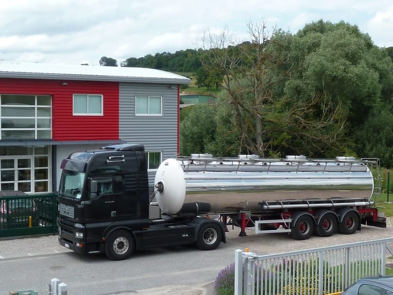 CHAUFFEURS PRELEVEURS LAITIERS