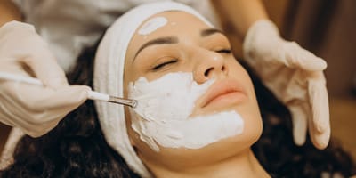 The Best Post-Peel Skincare Routine Recommended by Dubai Experts