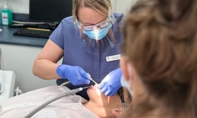 How Pediatric Dentists in Dubai Help Parents Too