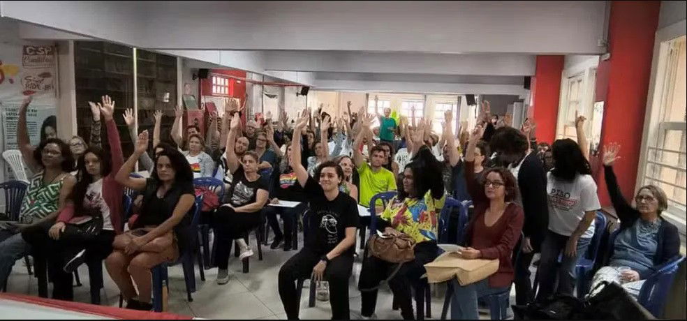 AGORA,GREVE! O grito dos servidores da educação de BH
