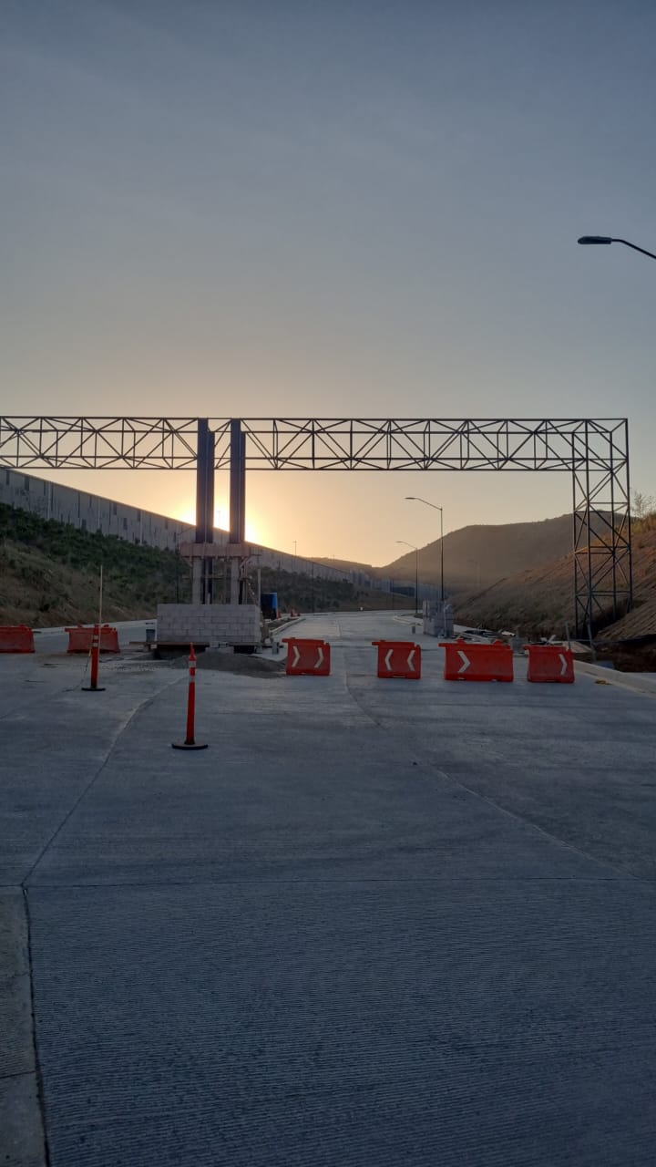 CASETA DE NORTHWESTERN INDUSTRIAL PARK