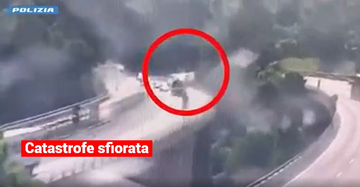 DUE TIR IN CONTROMANO SU A23