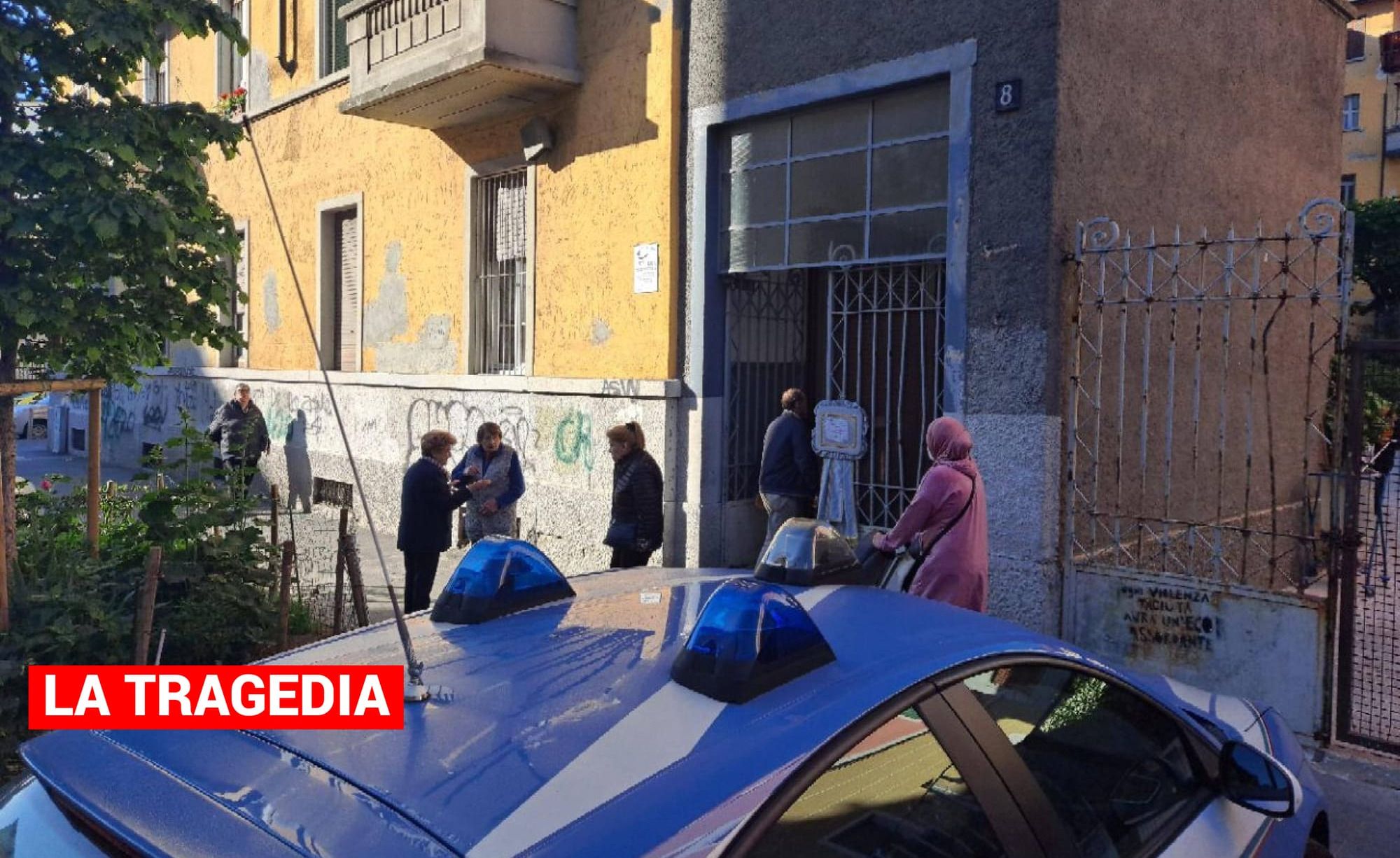 Lite col vicino di casa poi cade e sbatte la testa, morto 54enne