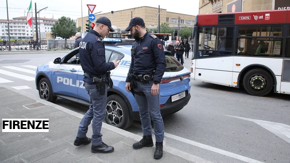 Firenze, 14enne aggredisce agenti con un coltello: arrestata per tentato omicidio