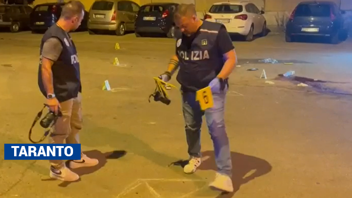Sparatoria a Taranto, quartiere Tamburi: un morto e tre feriti. Possibile regolamento di conti