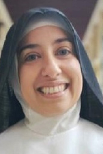 «Madre Pereira tira i capelli alla consorella»