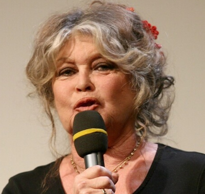 Gerard Depardieu condannato per molestie Brigitte Bardot lo difende