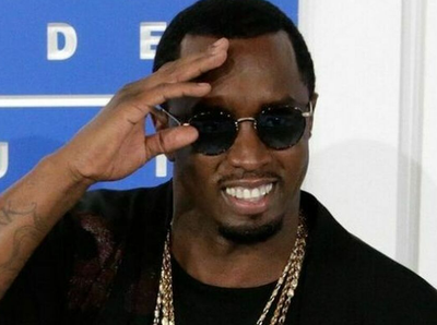 Diddy in aula con i 6 figli al processo, l'accusa: Costringeva le vittime..