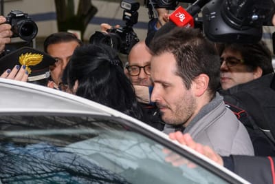 Delitto Garlasco: carabinieri a casa di Andrea Sempio, si cerca l'arma.