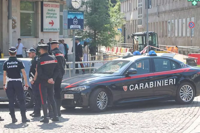 Giovane accoltellato con il cane a Milano, fermato un 27enne