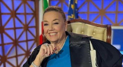 🔴Tre uomini incappucciati e armati hanno fatto irruzione nella proprietà..