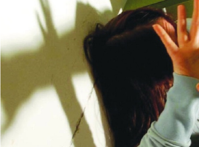 Una donna è stata violentata da un muratore di 24 anni durante ristrutturazione