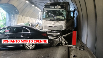 Marone, incidente in galleria: il 29enne Simone Turla muore nello scontro tra camion e due auto