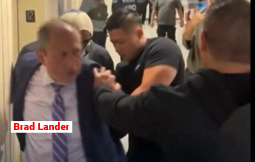 Proteggeva un immigrato Il caso che ha coinvolto Brad Lander, revisore dei conti della città di New York