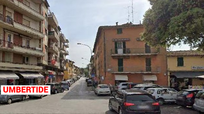 Sparatoria in strada a Umbertide, due persone ferite e due in fuga