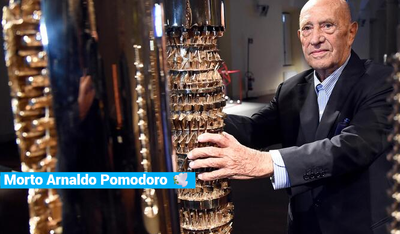 È morto Arnaldo Pomodoro, la sua arte come labirinto. Avrebbe compiuto oggi 99 anni