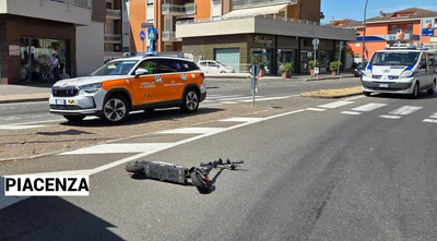 Auto investe monopattino, ferito un 35enne  non in gravi condizioni