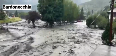 Bardonecchia (TO), il rio Frejus è esondato in pieno centro abitato