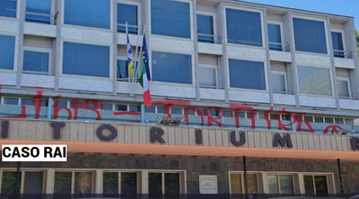 Blitz anarchico alla sede Rai di via Verdi: vandalismi, scritte e tensione per il processo Cospito