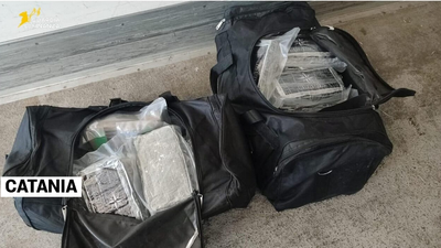Catania, 64 kg di cocaina nascosti in un tir: arrestato corriere della droga