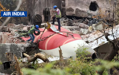 Air India 171: motori spenti in volo, indagini su errore umano o guasto software