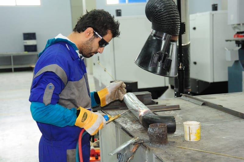 How Booster Sets Improve Water Pressure in Residential & Industrial Systems