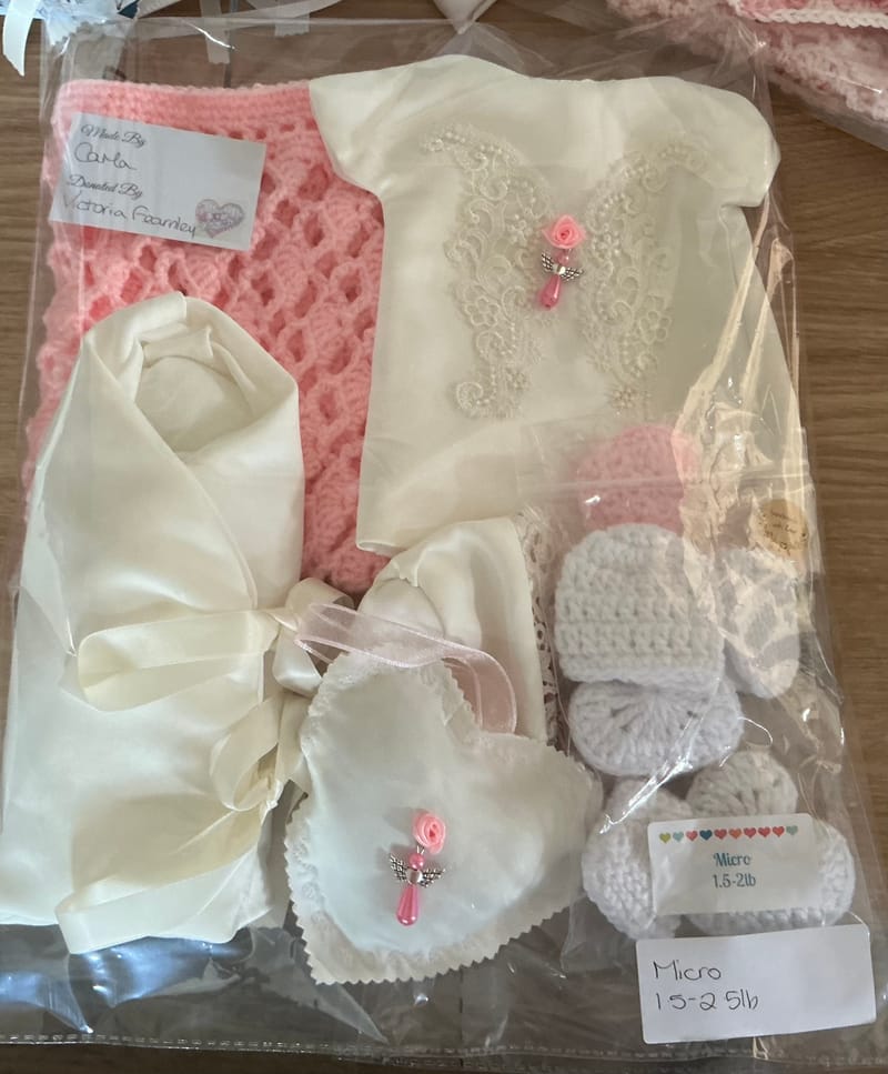 Free Gifts to Families and Hospitals