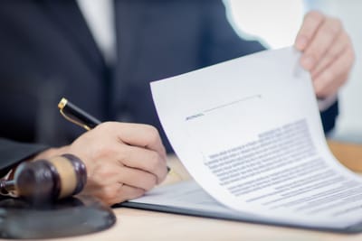 שליחות משפטית