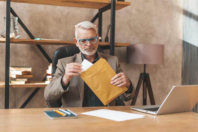 שליחויות משפטיות