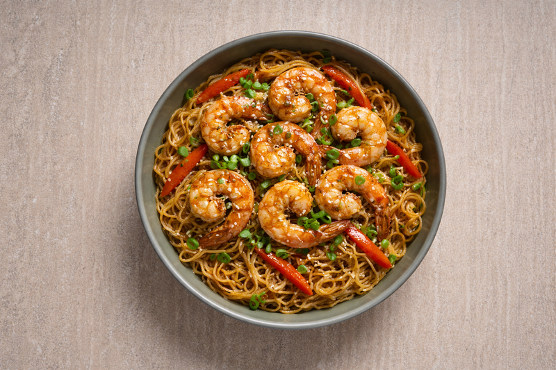 מוקפץ נודלז שרימפס ירקות