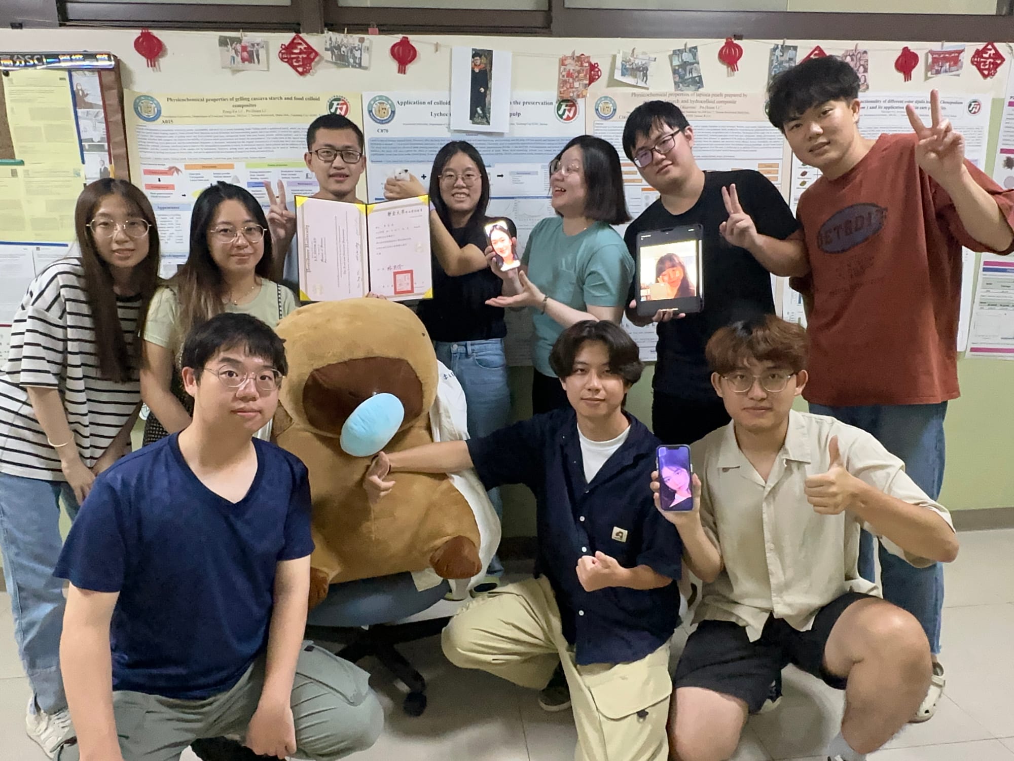 Zong-En Li earned his graduation degree!