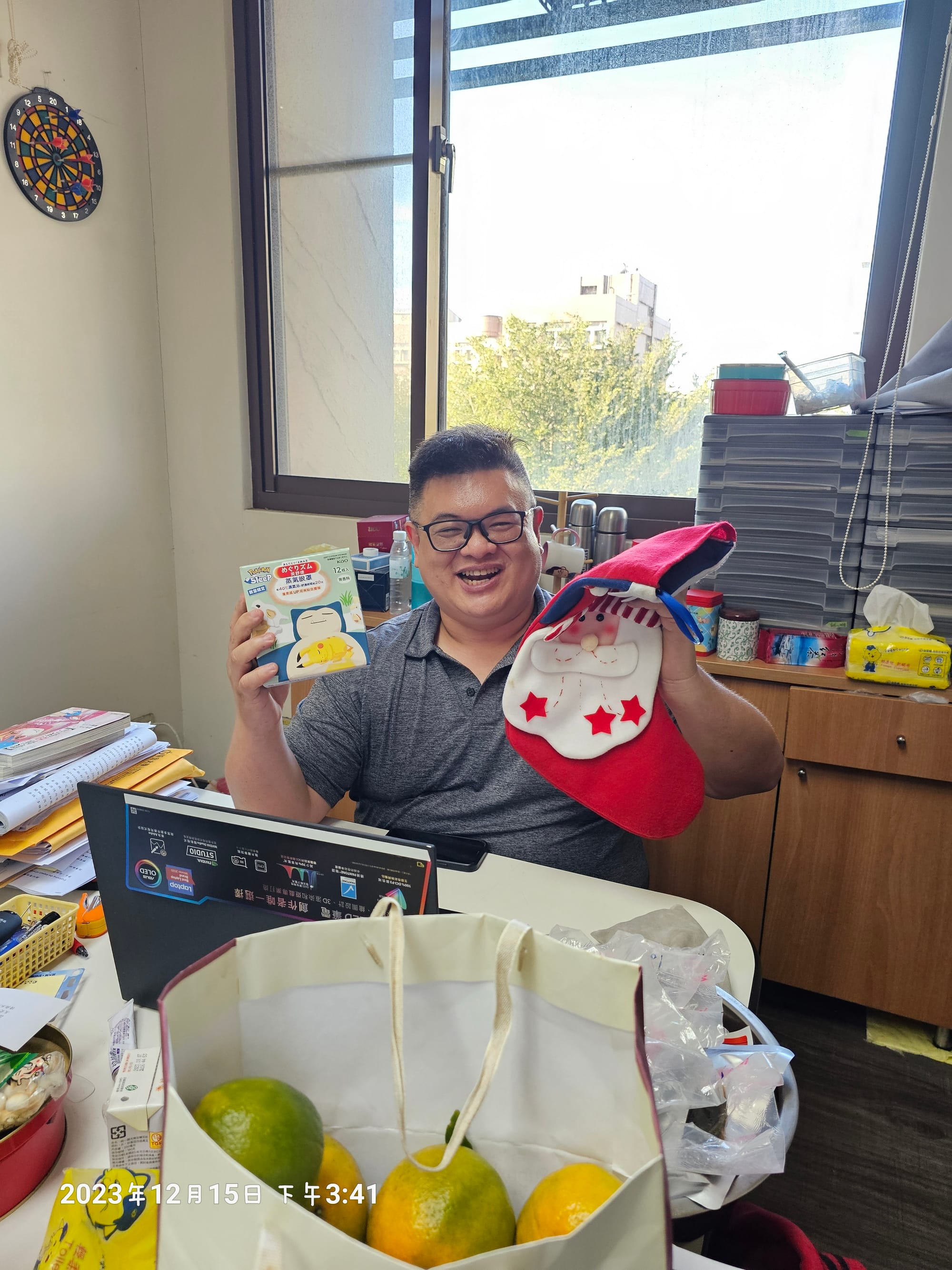 Christmast surprise for Prof. Po-Hsien Li