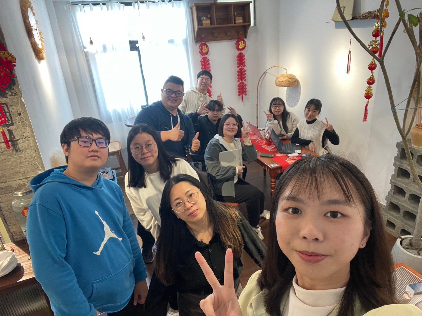 Meeting at Fun Inn Cafe