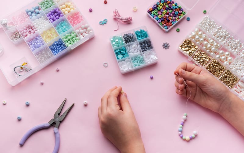 ליצור ולשמור