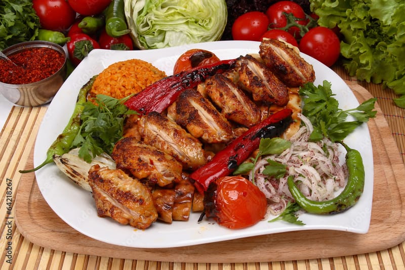 KANAT TAVUK