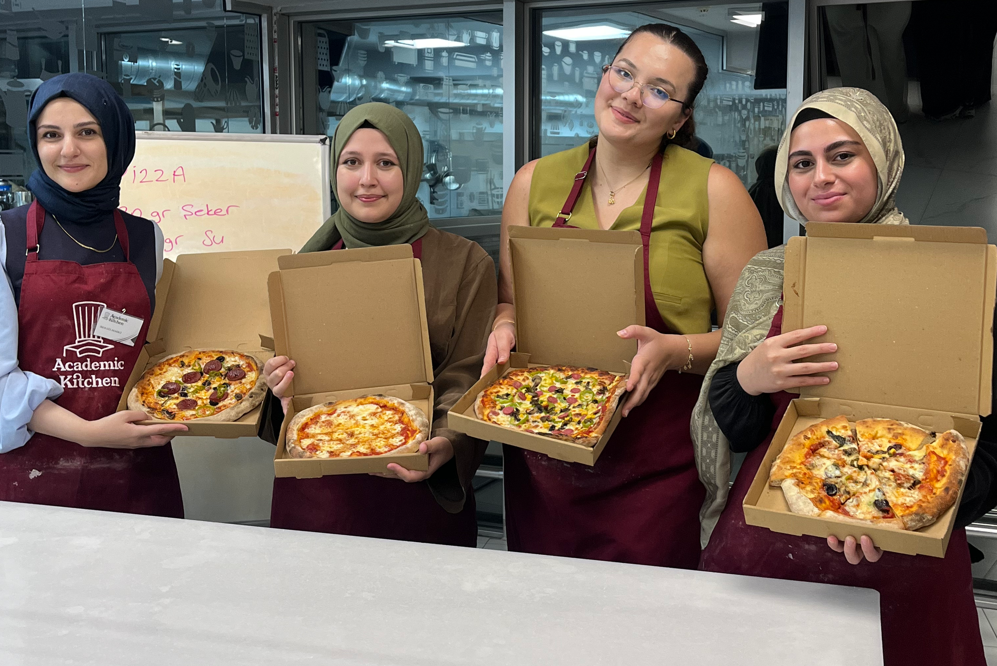 Academic Kitchen’da İtalyan Mutfağı Rüzgarı: Pizza Workshop