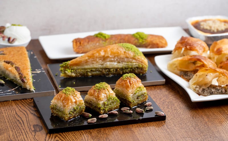 Şerbetli Tatlılar (Baklava) Börekler Eğitimi