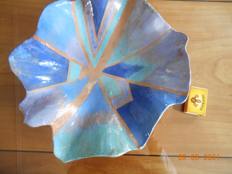 plat aux formes arrondies