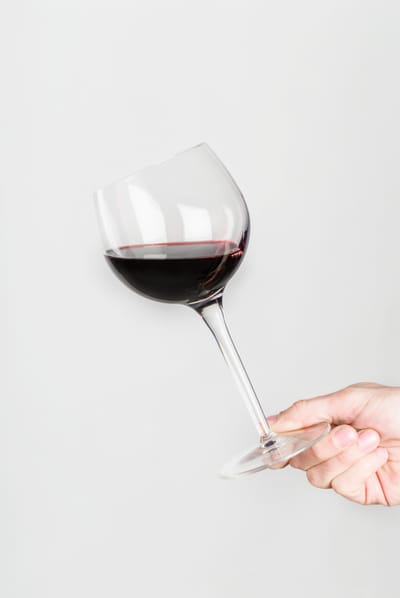 DUE DITA DI VINO