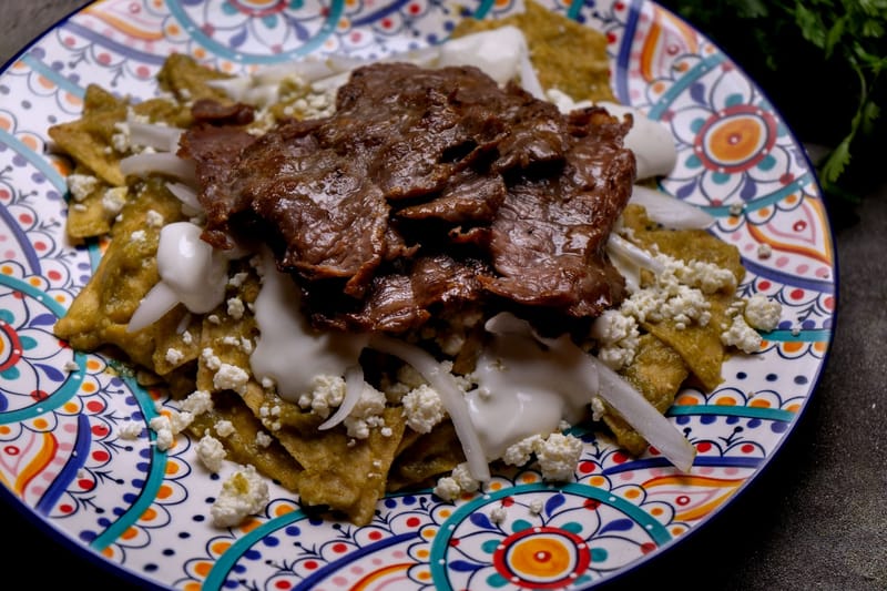 CHILAQUILES VERDES Ó ROJOS