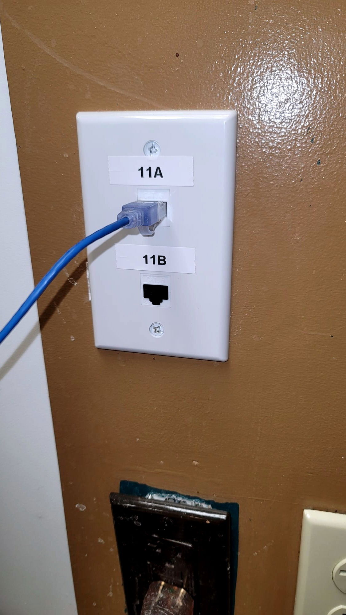 DATA JACK REPAIR