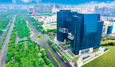 Latest Interior Design Trends Transforming Commercial Property in Noida