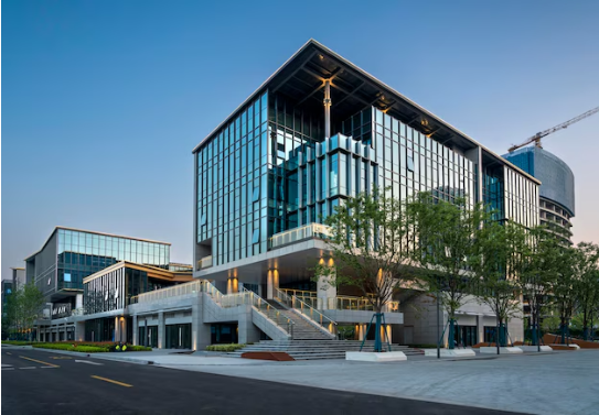Commercial Property in Noida