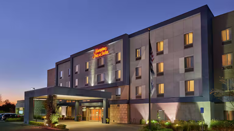 Hampton Inn & Suites Salem, OR 